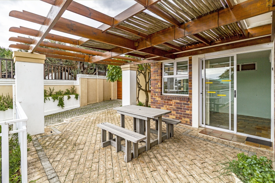 3 Bedroom Property for Sale in Gordons Bay Village Western Cape